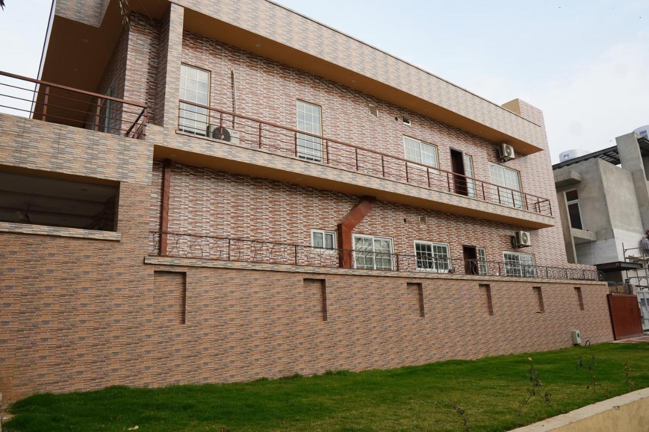Grand Royal Bed & Breakfast Islamabad Luaran gambar
