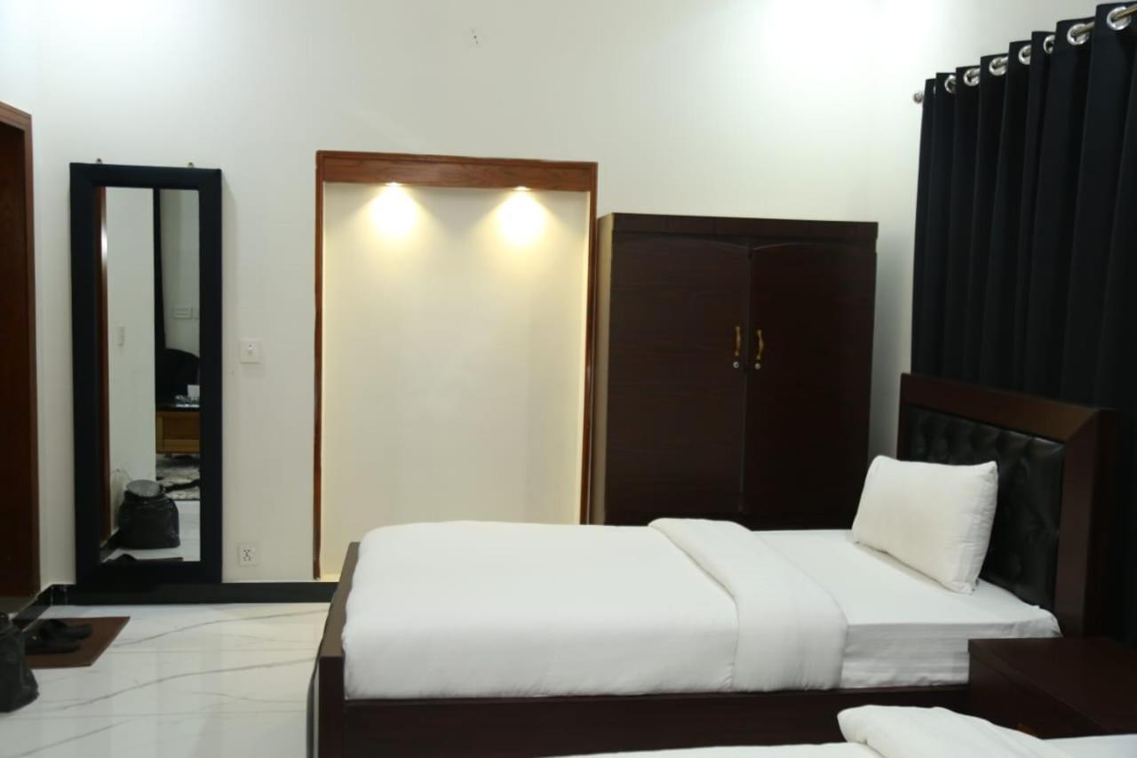 Grand Royal Bed & Breakfast Islamabad Luaran gambar