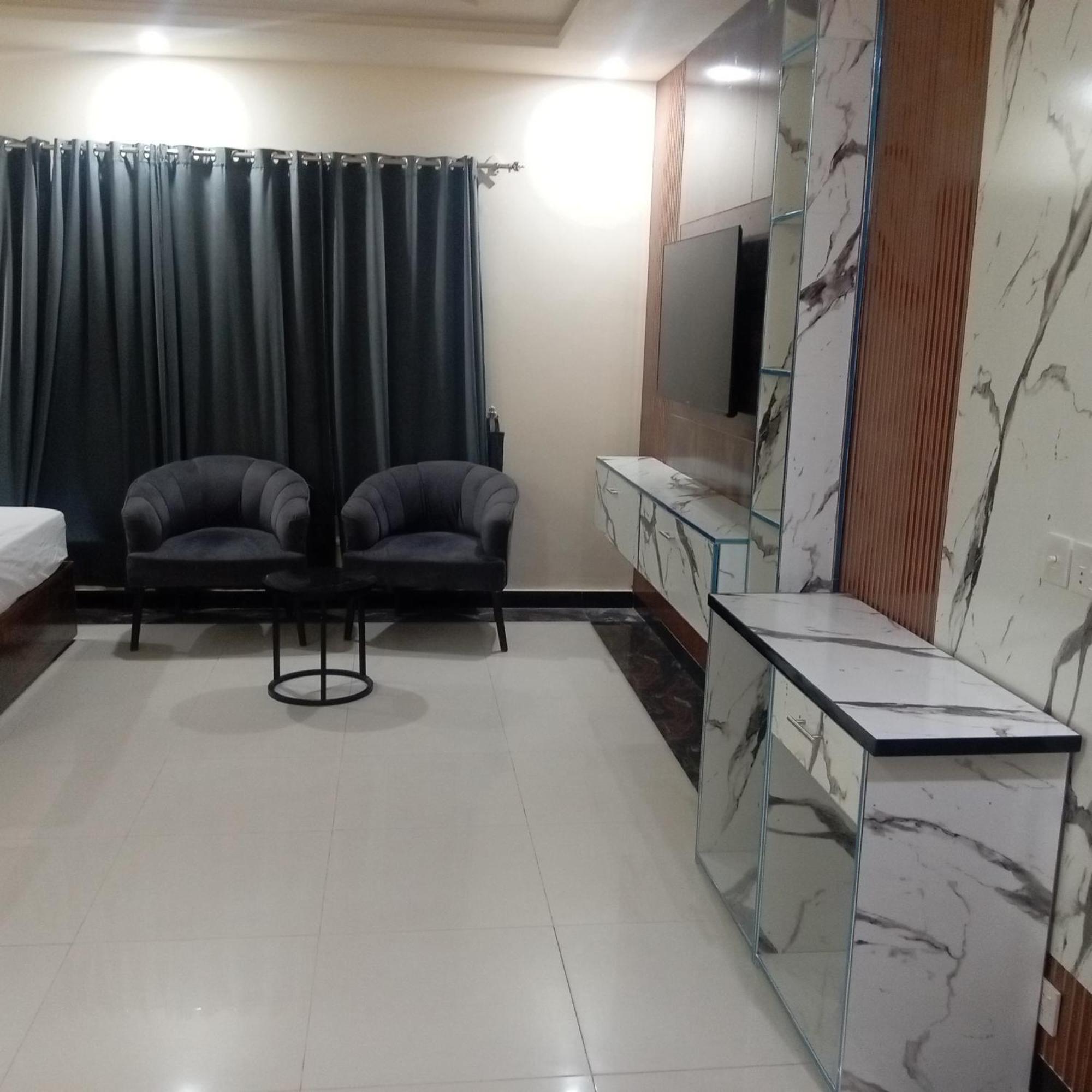 Grand Royal Bed & Breakfast Islamabad Luaran gambar